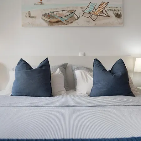 Sea-esta By An Island Holiday home *