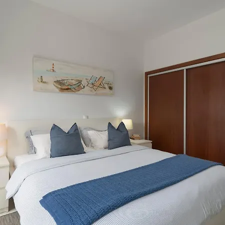Sea-esta By An Island Holiday home
